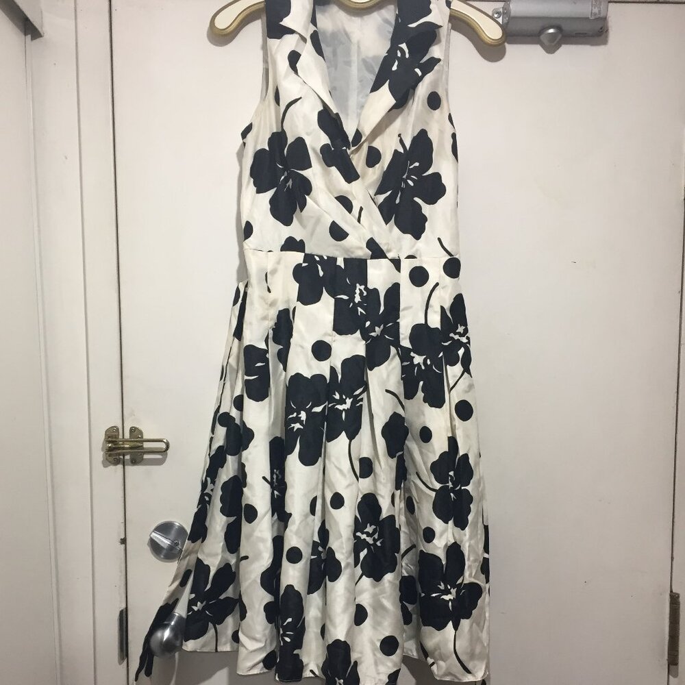DRESSBARN SLEEVELESS FLORAL PRINT DRESSES SIZE 10 - Picture 6 of 12